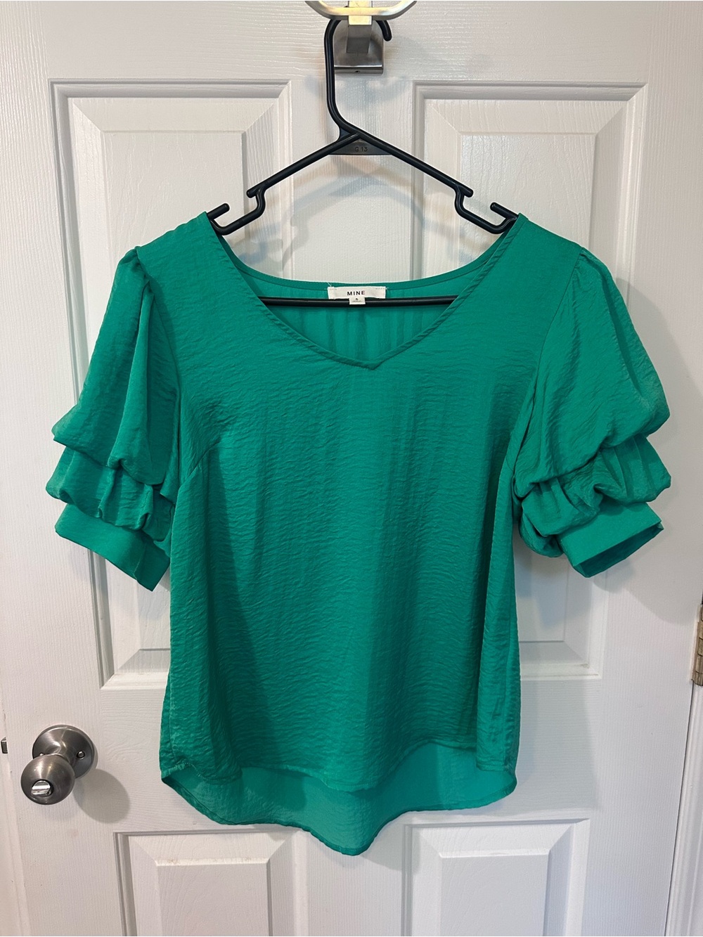 MINE Green Ruffle Sleeve V-Neck Top- new without tags!